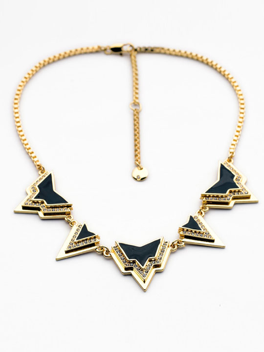 triangle-statement-necklace