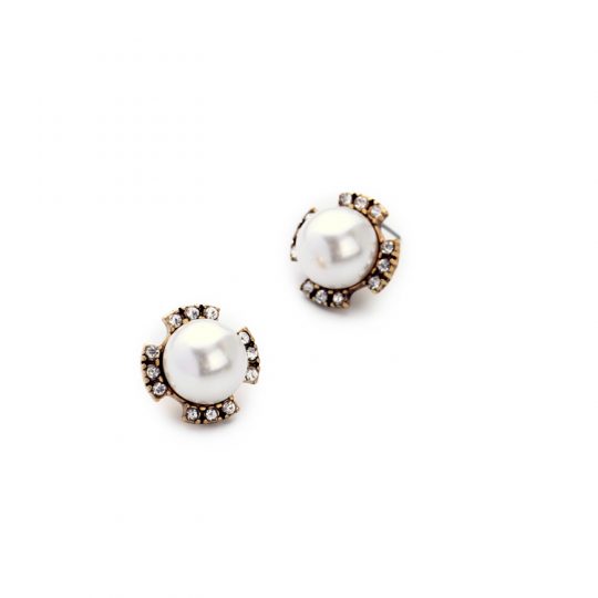 pearl haven stud earrings 3