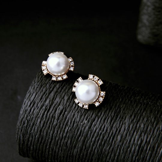pearl haven stud earrings 8