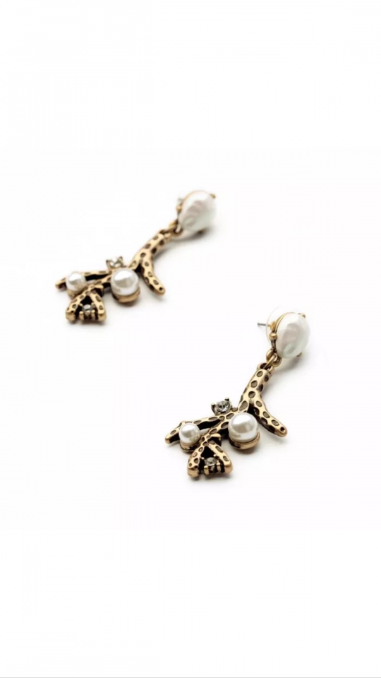pearl reef chandelier earrings 6