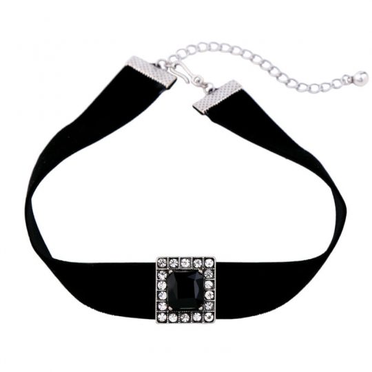 black crystal pendant choker necklace