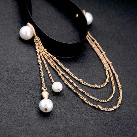 Pearl-Dash-Choker-Necklace-3